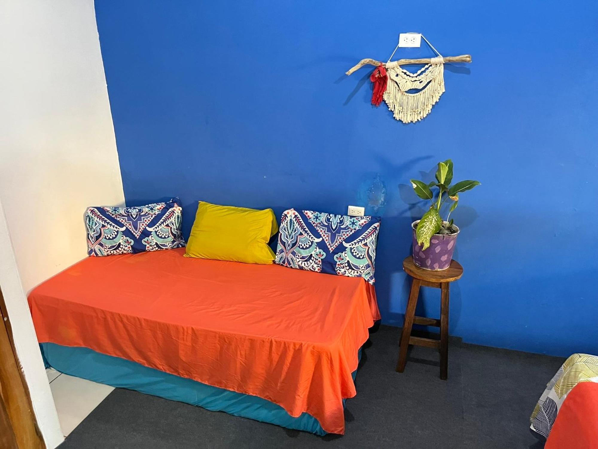 Passifloras Hostel Quepos Dış mekan fotoğraf